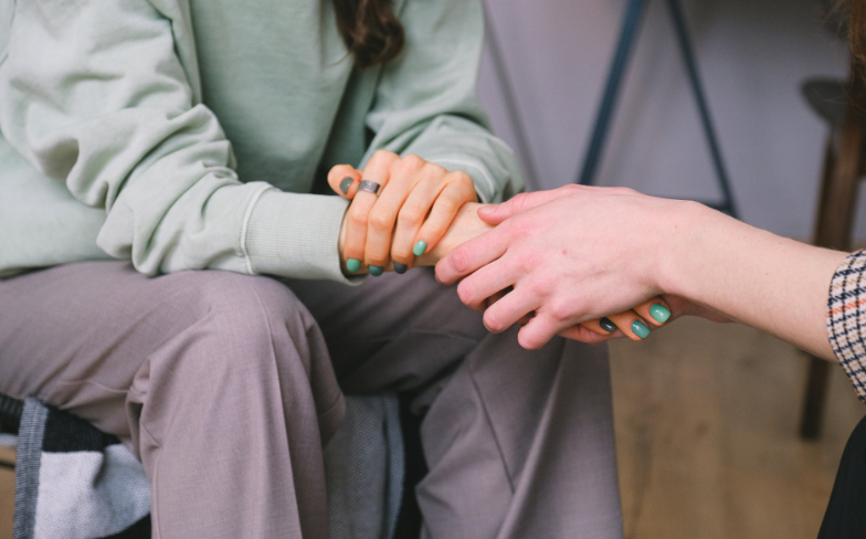 How to Help Someone With Grief and Loss